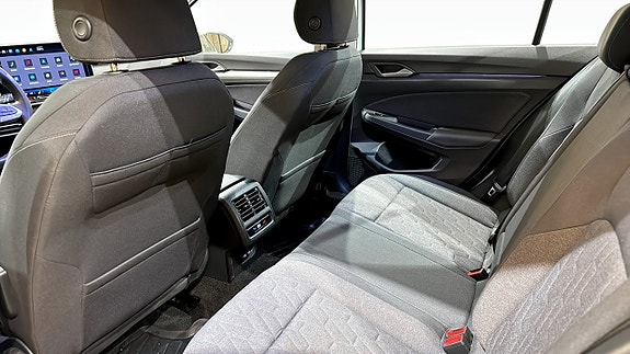 Volkswagen Golf I 11 of 18