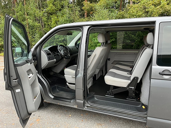 Volkswagen Transporter 7 of 9