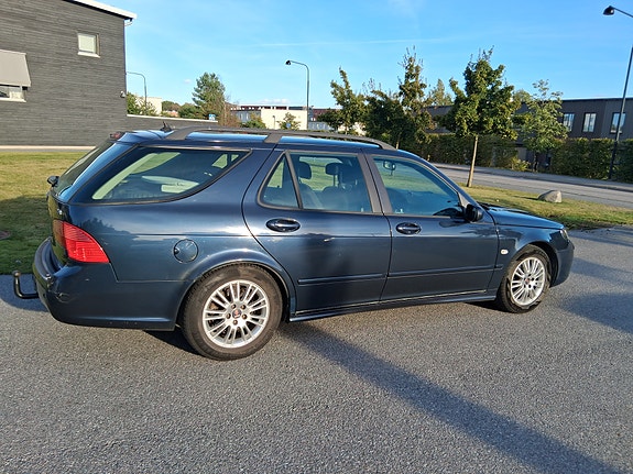 Saab 9-5 2 of 6