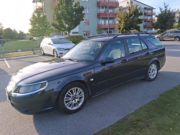 Saab 9-5 4 of 6