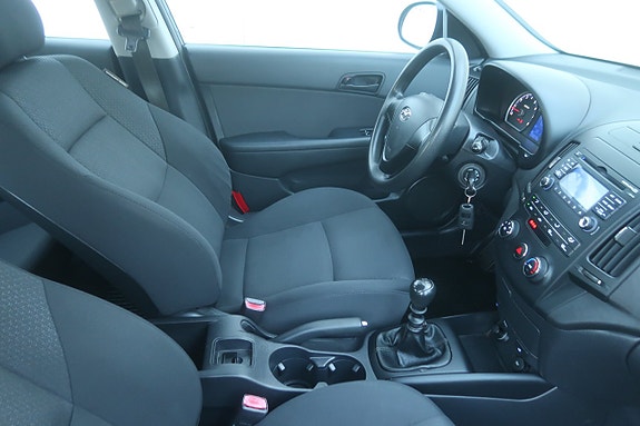 Hyundai i30 8 of 18