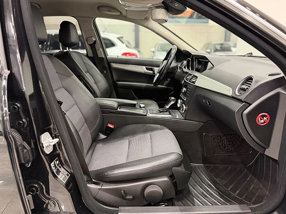 Mercedes-Benz C180 13 of 21