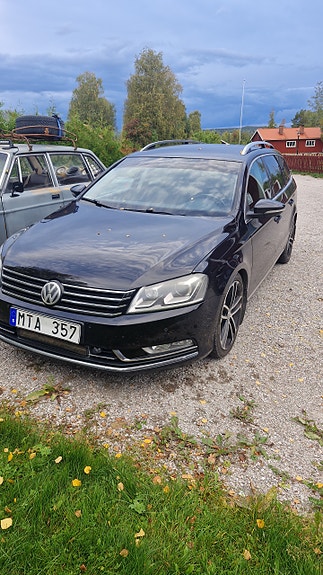 Volkswagen Passat 2 of 2