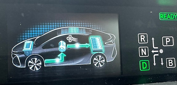 Toyota Prius Plug-in Hybrid 9 of 9