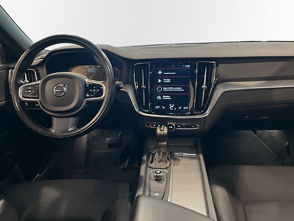 Volvo V60 Cross Country 10 of 10