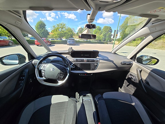 Citroen Grand C4 Picasso 6 of 11