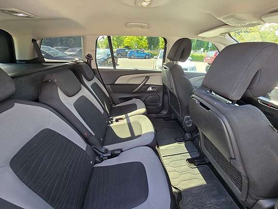 Citroen Grand C4 Picasso 7 of 11