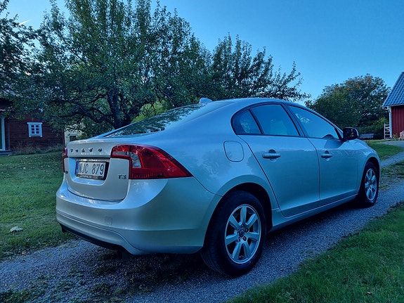 Volvo S60 6 of 17