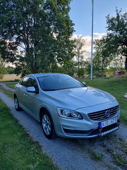 Volvo S60 3 of 17