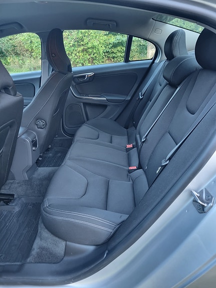 Volvo S60 13 of 17