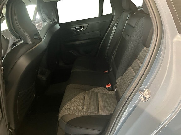 Volvo V60 6 of 13