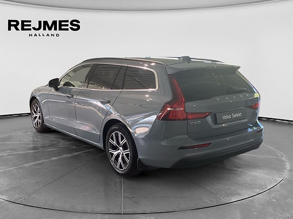 Volvo V60 2 of 13