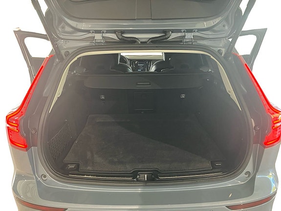 Volvo V60 13 of 13
