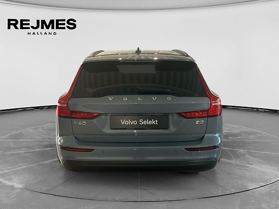 Volvo V60 7 of 13