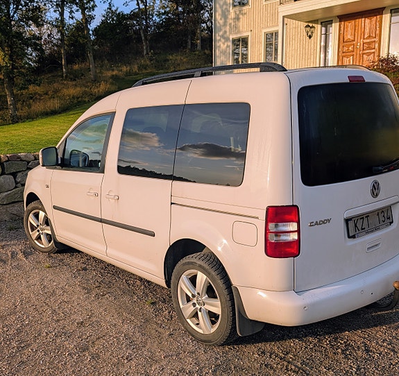 Volkswagen Caddy 3 of 6