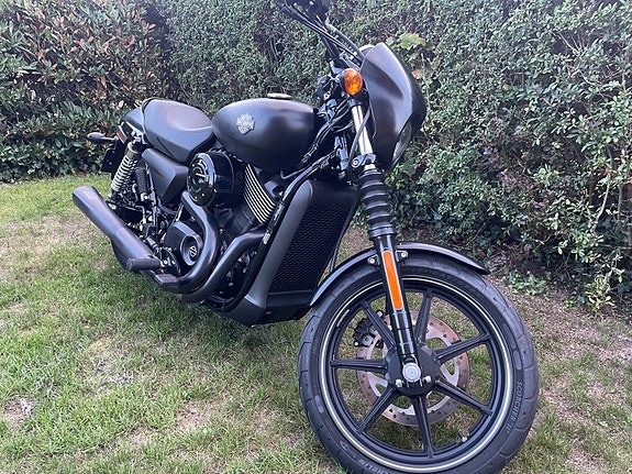 Harley-Davidson Street XG 750 3 of 8