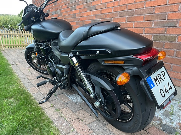 Harley-Davidson Street XG 750 4 of 8
