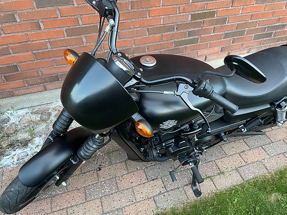 Harley-Davidson Street XG 750 5 of 8