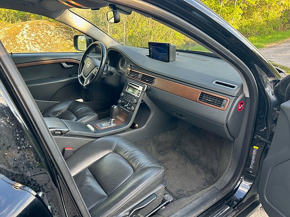 Volvo XC70 5 of 9