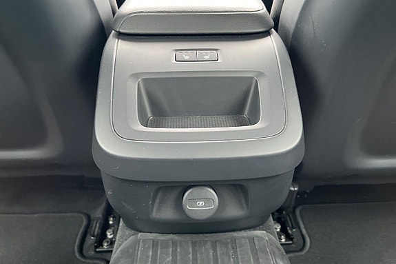 Volvo V60 27 of 30