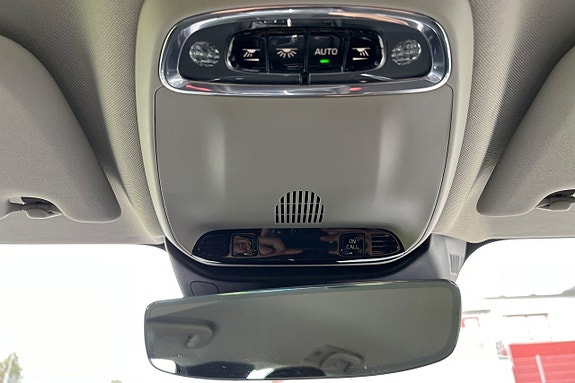Volvo V60 23 of 30