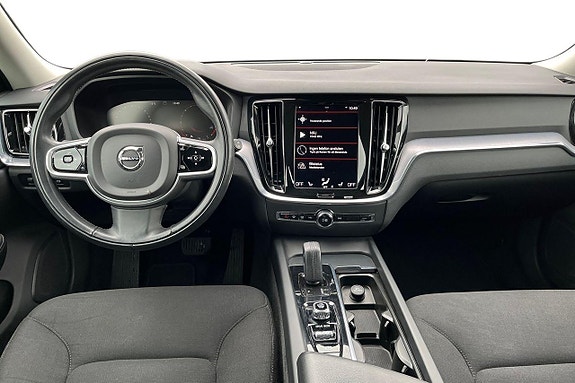Volvo V60 14 of 30