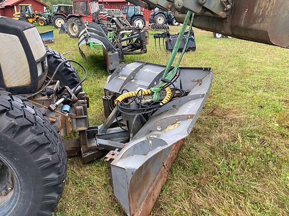 Holms Vikplog 280cm med halvbom Fäste Valtra A-serien 3 of 9