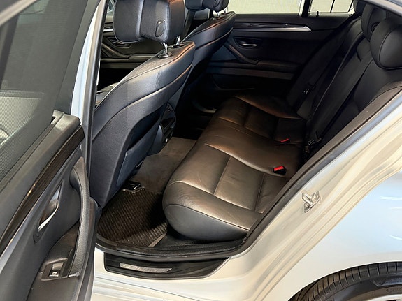 BMW 520d 8 of 11