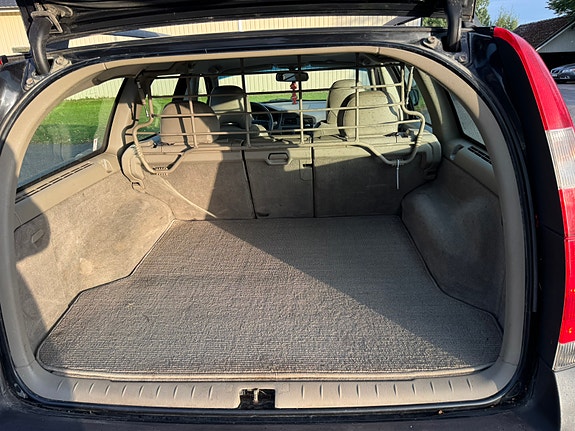 Volvo XC70 7 of 7