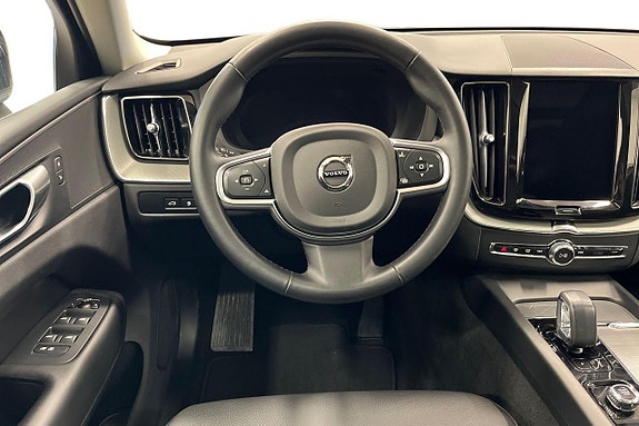 Volvo XC60 15 of 26