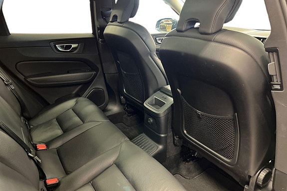 Volvo XC60 21 of 26
