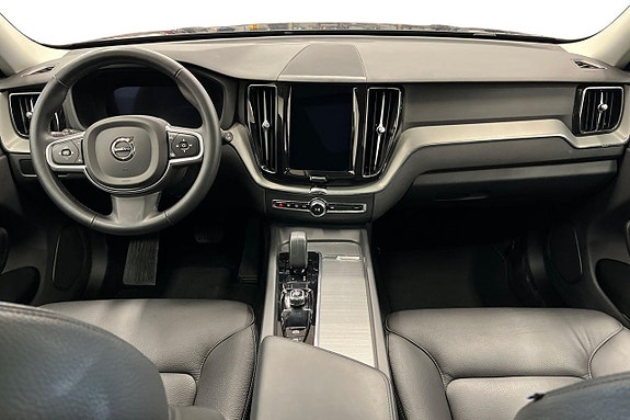 Volvo XC60 14 of 26