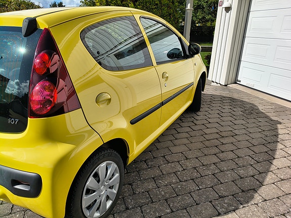 Peugeot 107 3 of 6