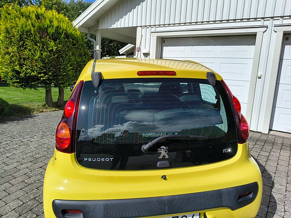 Peugeot 107 2 of 6