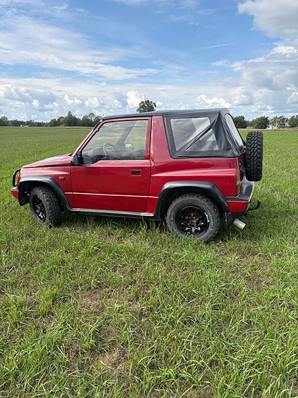Suzuki Vitara 3 of 30