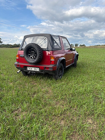 Suzuki Vitara 5 of 30