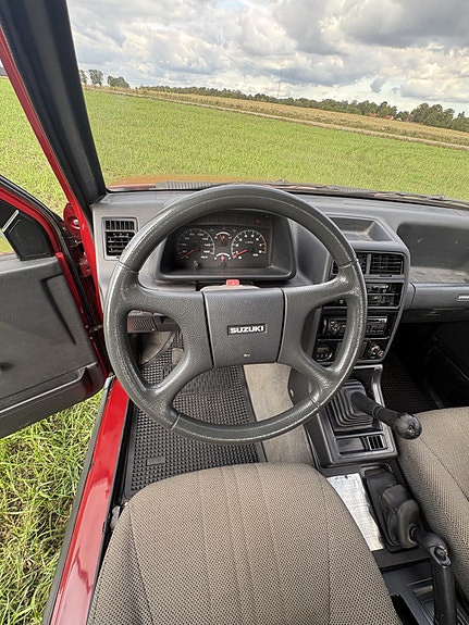 Suzuki Vitara 18 of 30