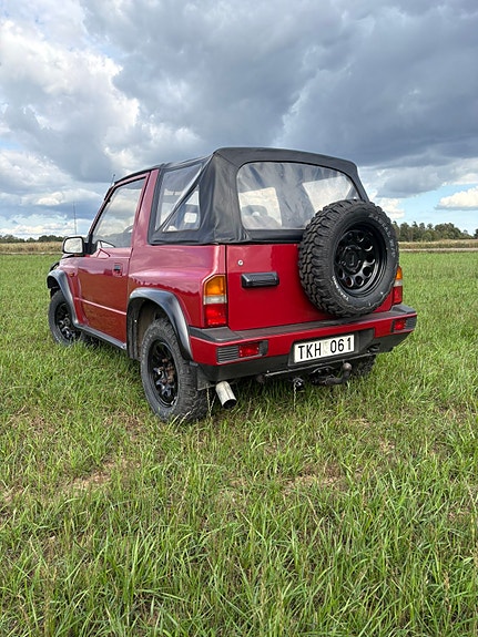 Suzuki Vitara 9 of 30
