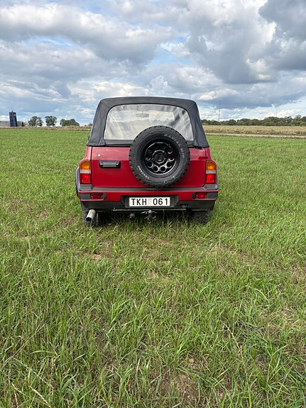 Suzuki Vitara 15 of 30