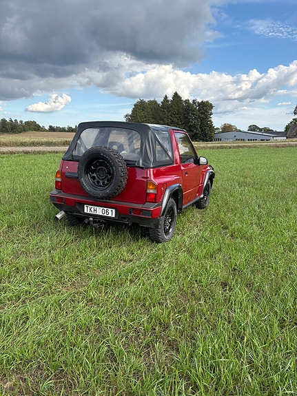 Suzuki Vitara 8 of 30