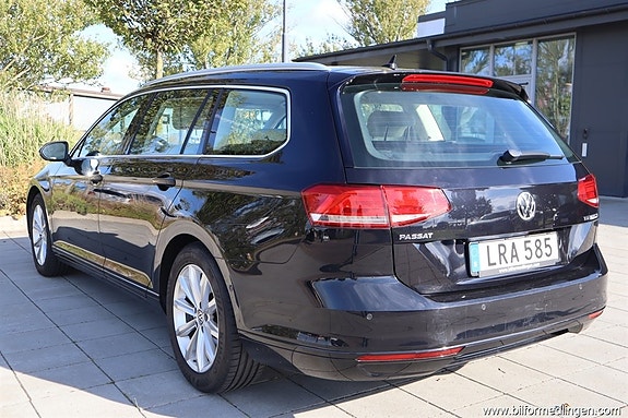 Volkswagen Passat 6 of 21