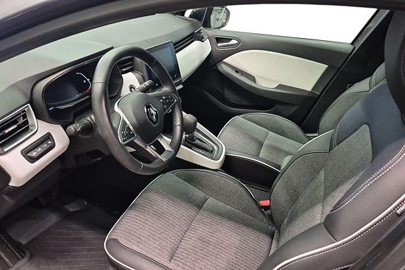 Renault Clio 14 of 21