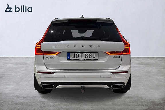 Volvo XC60 5 of 25