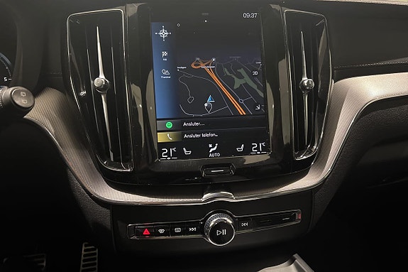 Volvo XC60 15 of 25