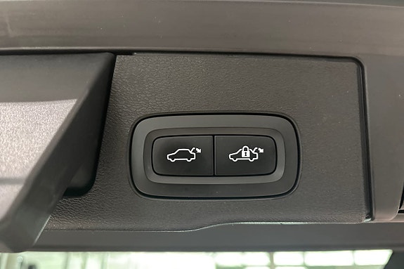 Volvo XC60 18 of 25
