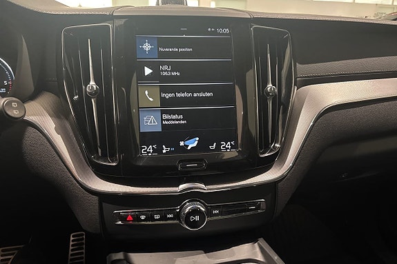Volvo XC60 15 of 24