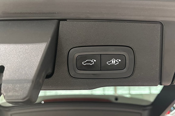 Volvo XC60 18 of 24