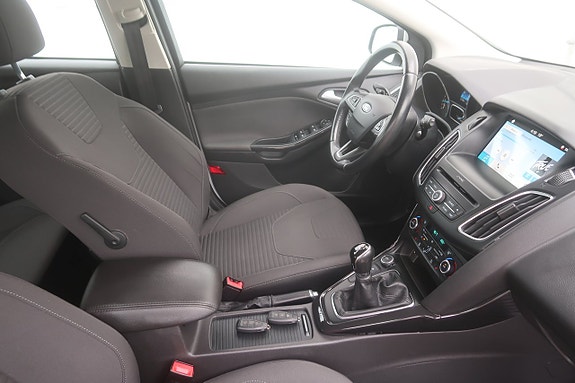 Ford Focus 10 of 25