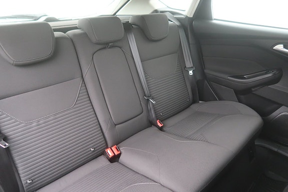 Ford Focus 12 of 25