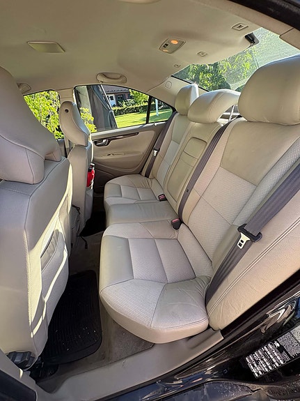 Volvo S60 7 of 9